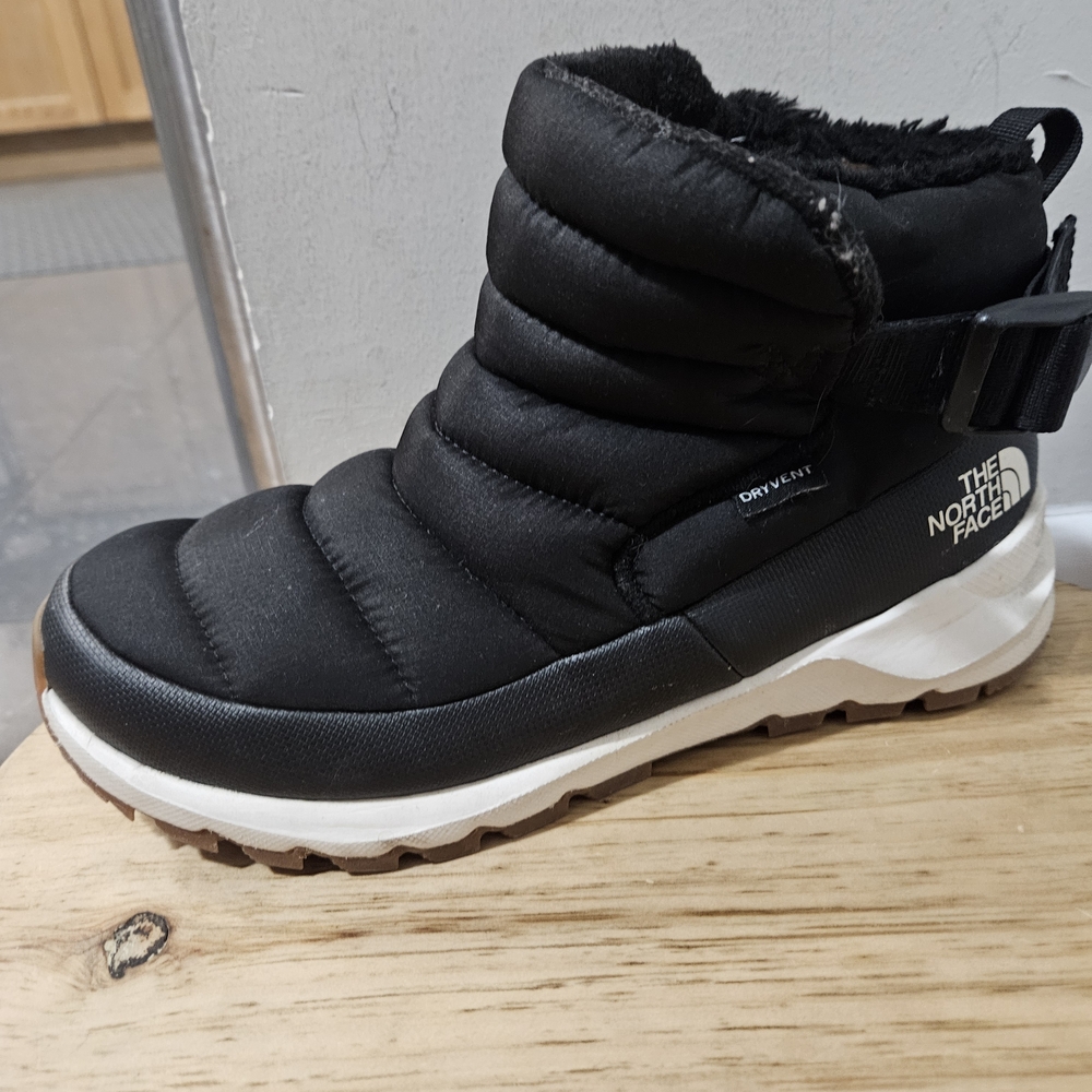 The North Face Black Winter Boots